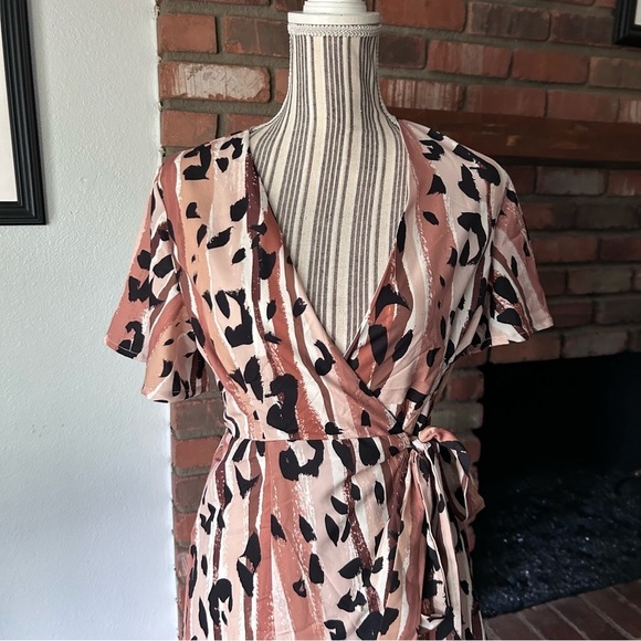 Anthropologie Hutch Blaise Leopard Print Wrap Dress Sz S PETITE - Picture 4 of 9